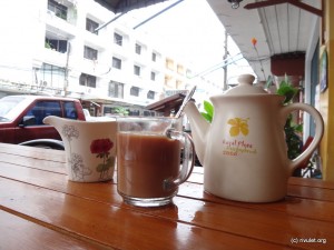 Breakfast tea at "May & Mark" cafe.