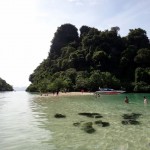 Speed boat trip to Hong Island: First stop at Pakbia Island.